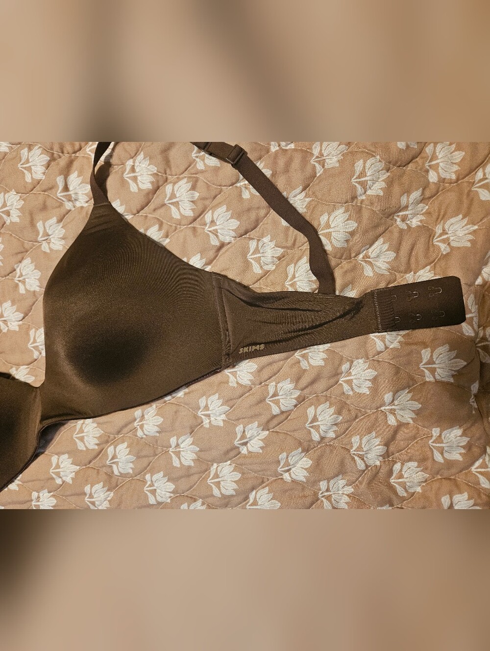 Skims Wireless Tshirt Bra